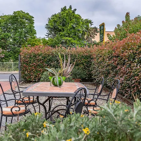 Irene Holiday Home With Patio And Parking Montecatini Terme Exterior photo