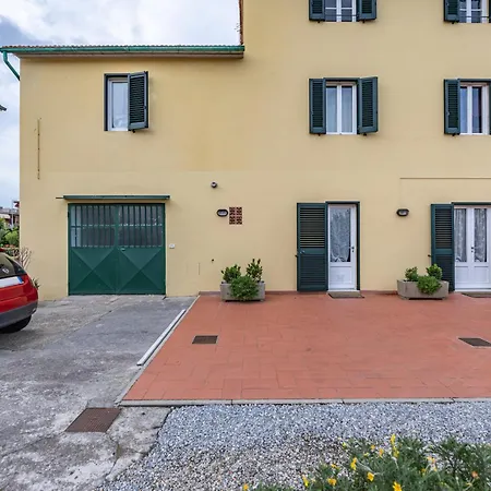 Irene Holiday Home With Patio And Parking Montecatini Terme Exterior photo