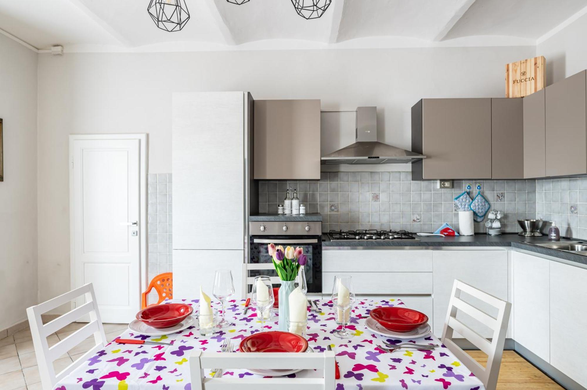 Appartamento Irene With Patio And Parking